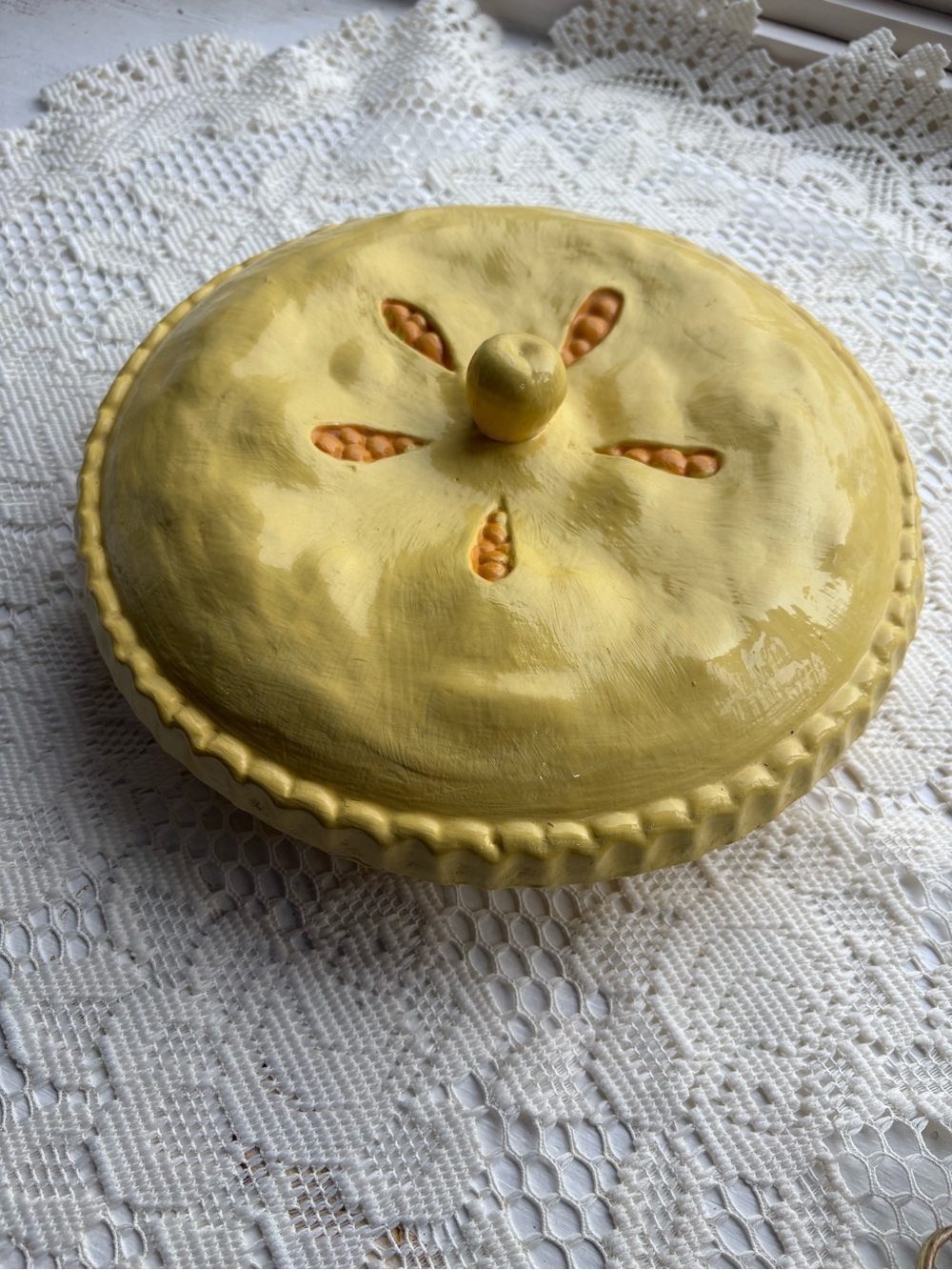 Hand-Painted Yellow Ceramic Pie Dish Cover - Home Art